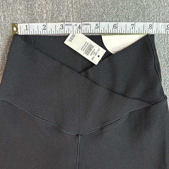 NWT Aerie Offline High-rise Crossover waist Waffle knit Leggings Black XS Short - Picture 5 of 14